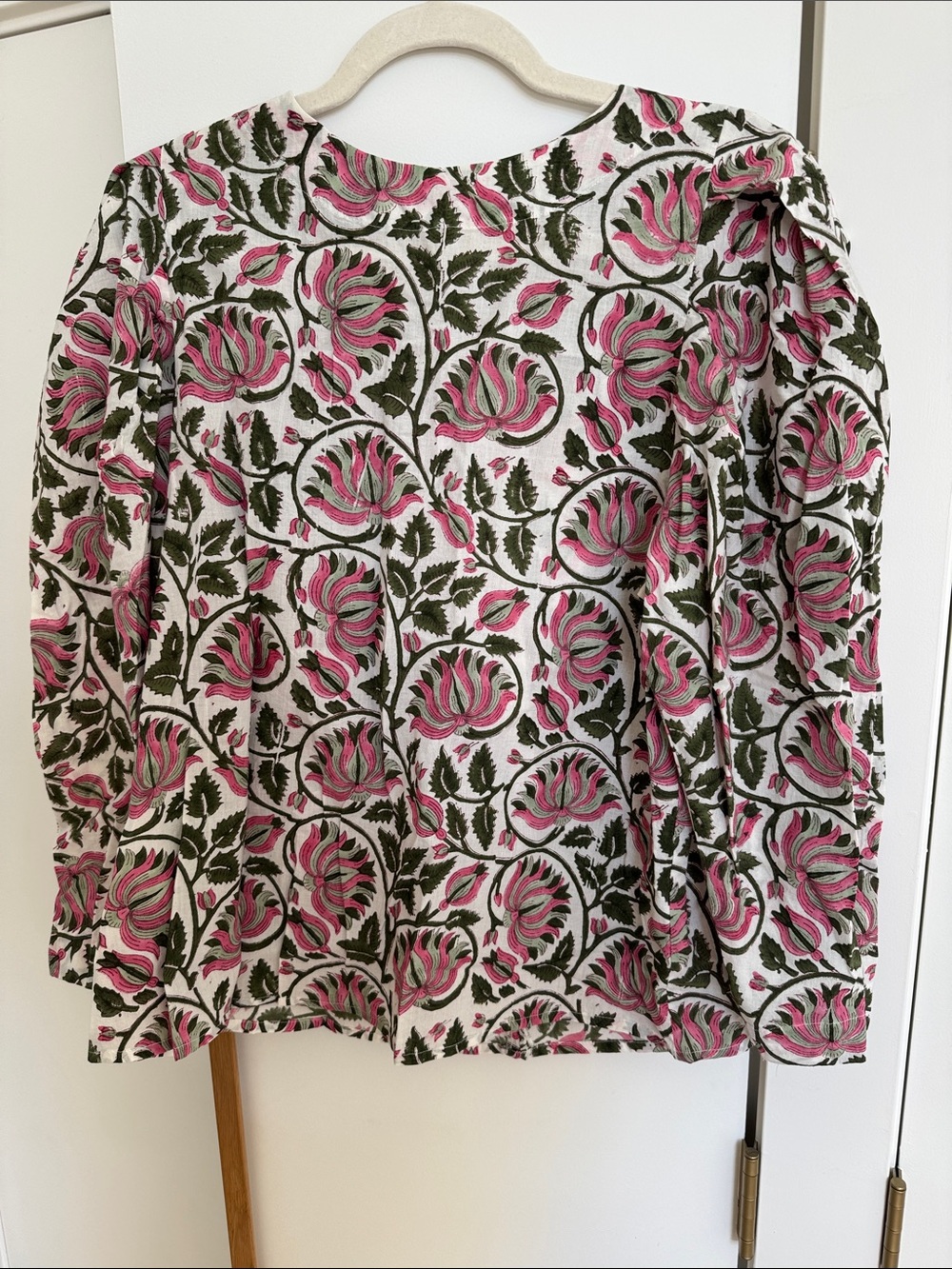 Mille Women’s Floral Print Long Sleeve Top - Pink & Green